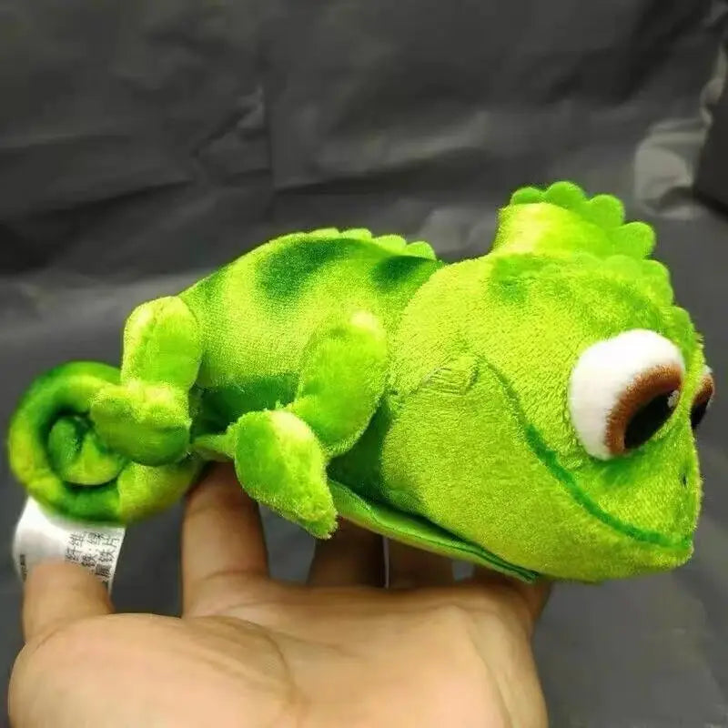đŠ PelĂșcia Pascal 15cm | CamaleĂŁo da Rapunzel â Disney Enrolados