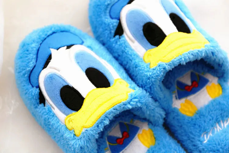 Pantufas Disney de Pelúcia – Stitch, Ursinho Pooh e Alien