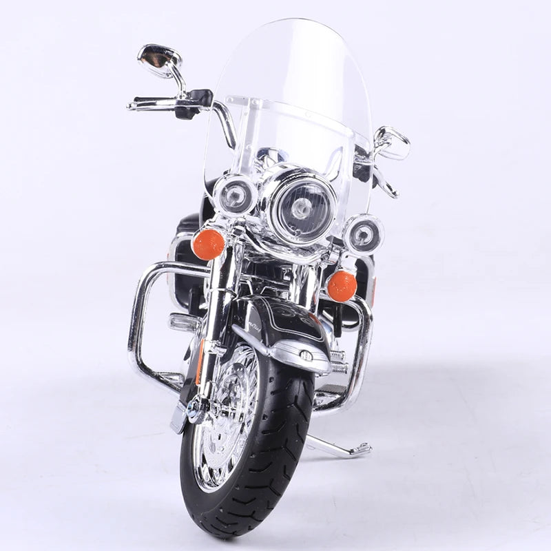 Miniatura Harley-Davidson FLHRC Road King Classic 2013