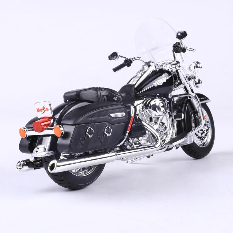 Miniatura Harley-Davidson FLHRC Road King Classic 2013
