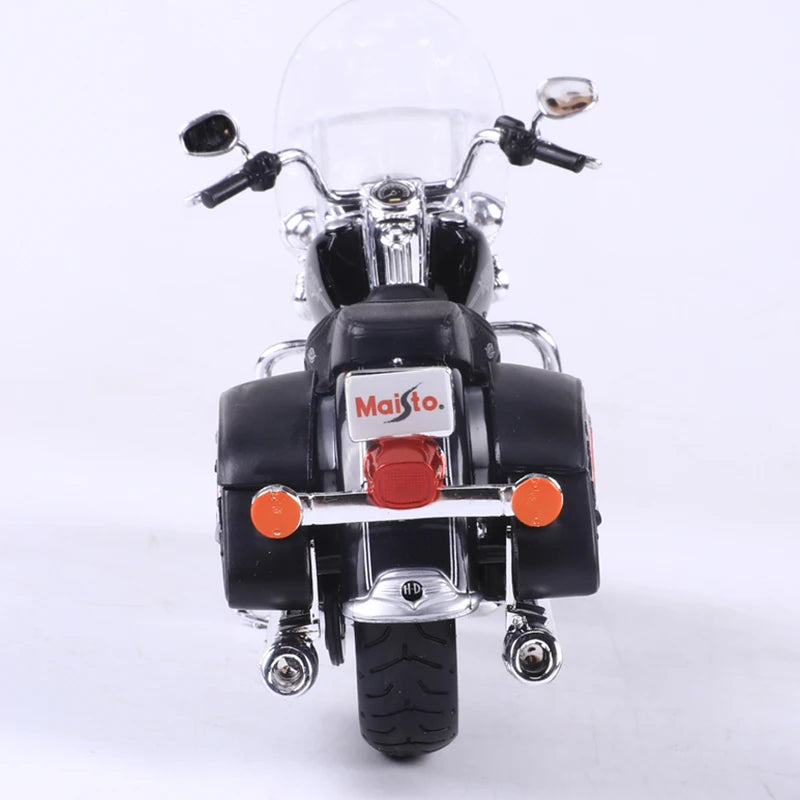 Miniatura Harley-Davidson FLHRC Road King Classic 2013