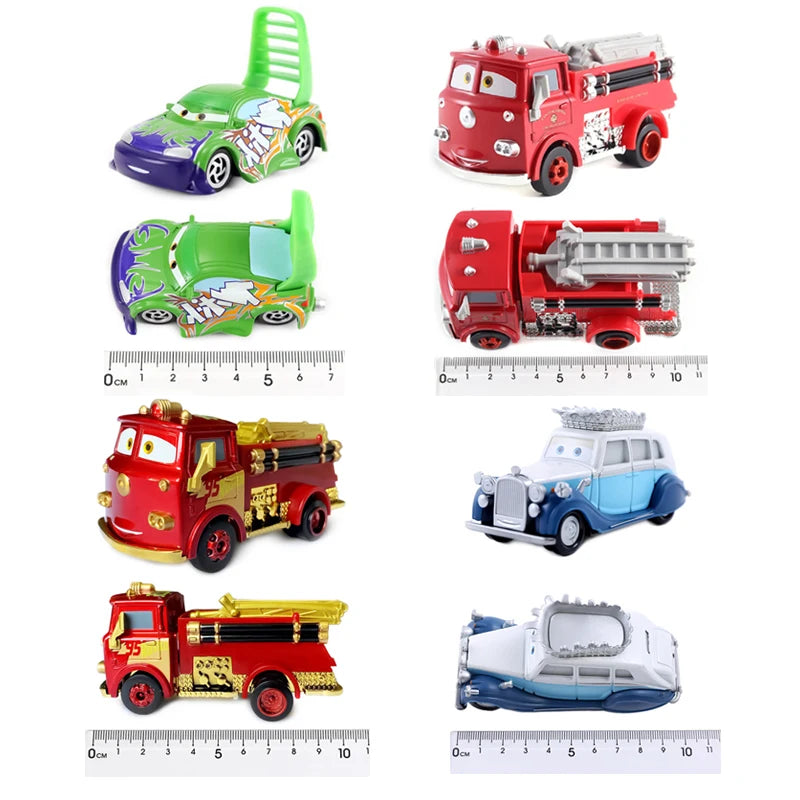 Disney Pixar Carros | Relâmpago McQueen, Jackson Storm e Outros