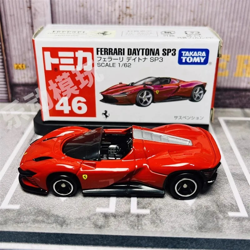 Miniatura Ferrari Daytona SP3 – Takara Tomy Tomica