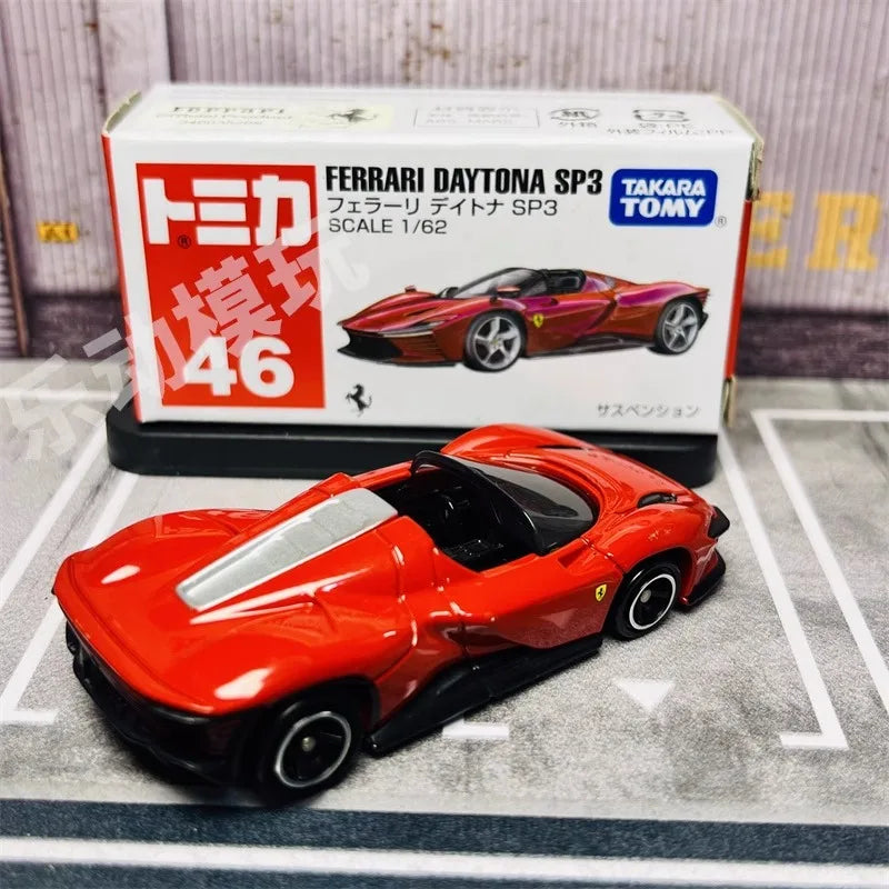 Miniatura Ferrari Daytona SP3 – Takara Tomy Tomica