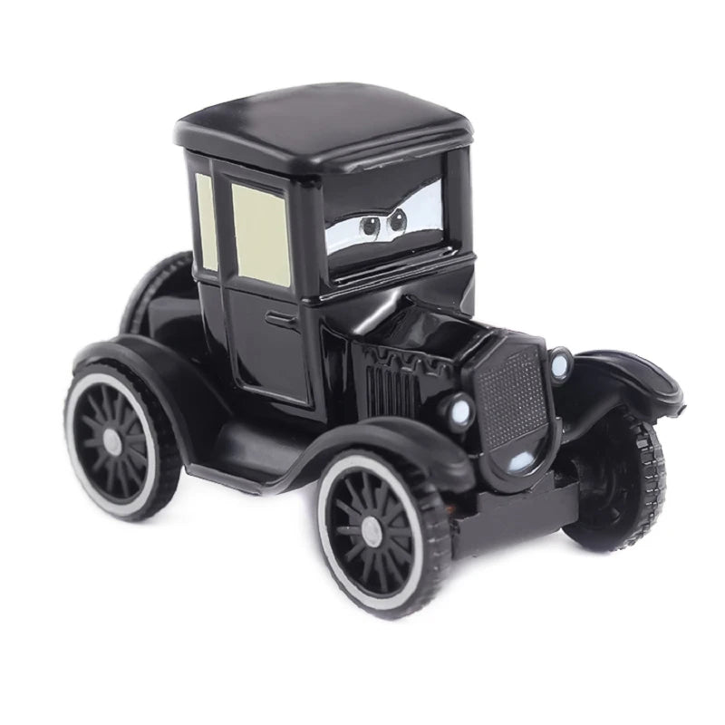 Disney Pixar Carros | Relâmpago McQueen, Jackson Storm e Outros